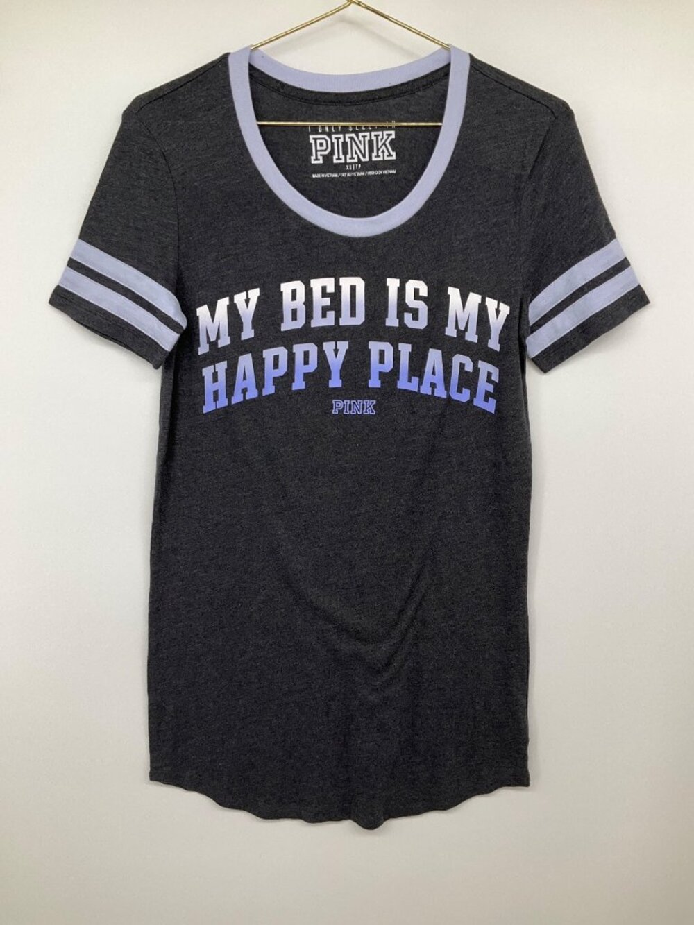 Victoria's Secret PINK My bed is my Happy Place T-shirt size XS Sleep tee - Picture 2 of 9